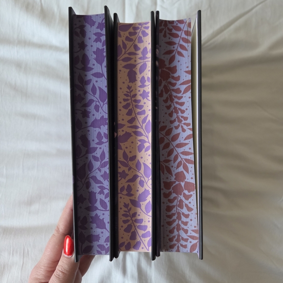 Belladonna Trilogy Fairyloot Editions - Picture 2 of 7